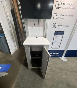 RENTAL: RE-2031 Inline Design -- View 2